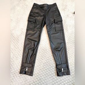 🔥🔥SALE! DKNY Faux leather lined cargo pants w/ side pockets & ankle zippers NWOT